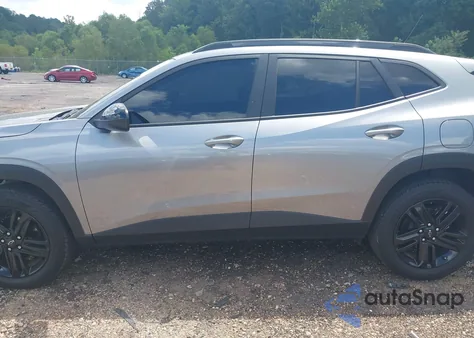 2025 Chevrolet Trax Fwd Activ z USA, uszkodzony, nr VIN KL77LKEP8SC007588